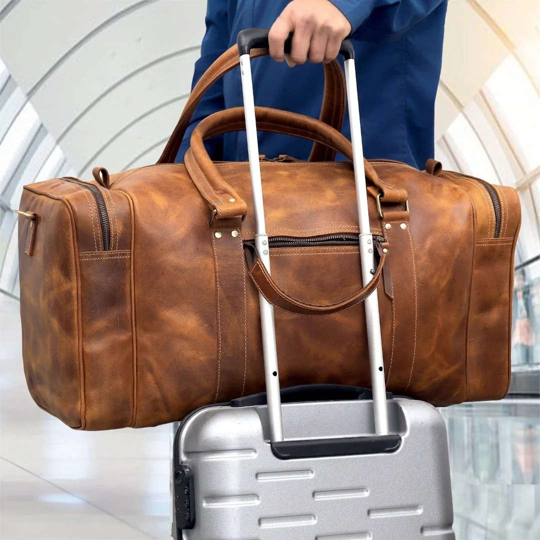 Magnum Leather Duffle bag - Image 4