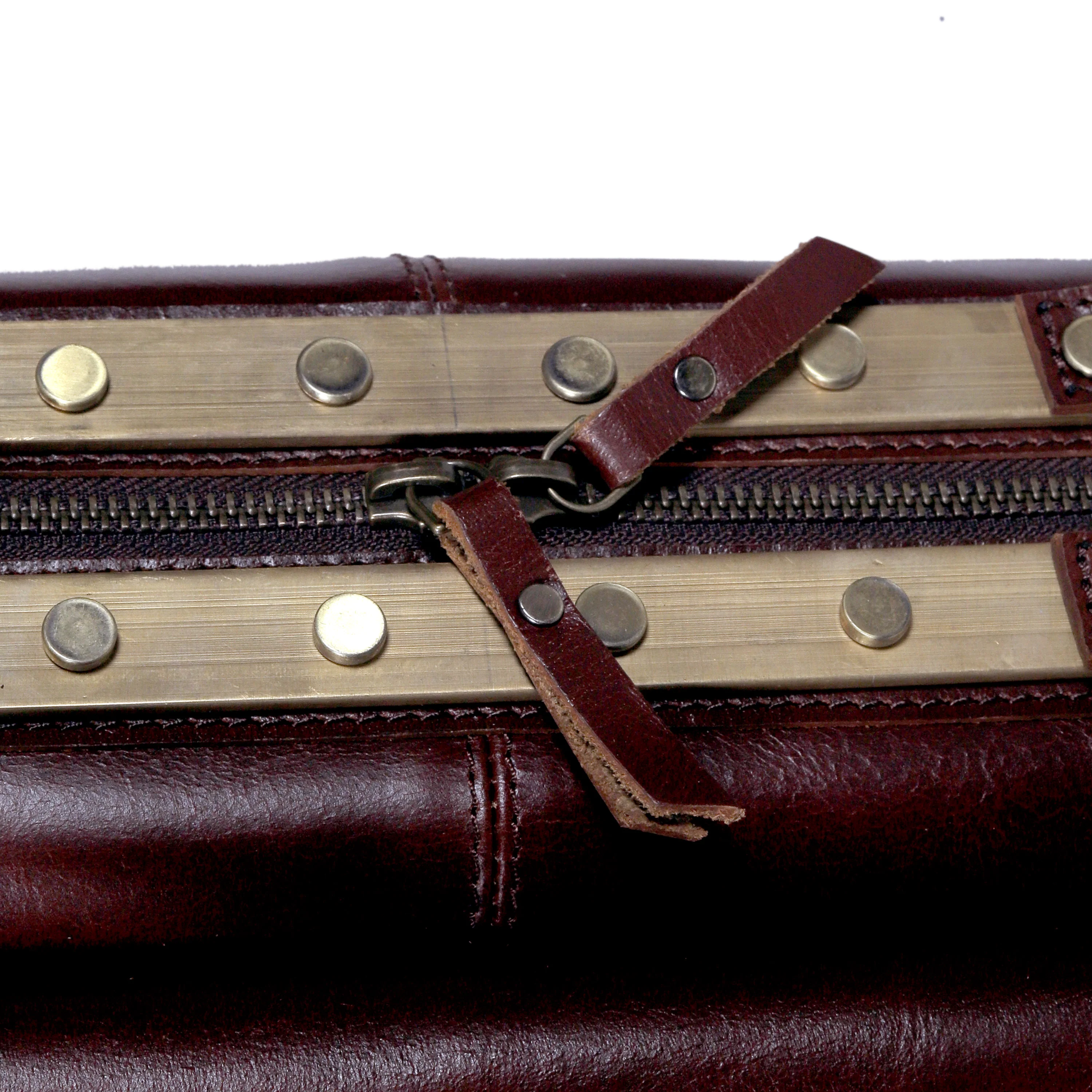 The Oxford Leather Doctor Bag - Image 26